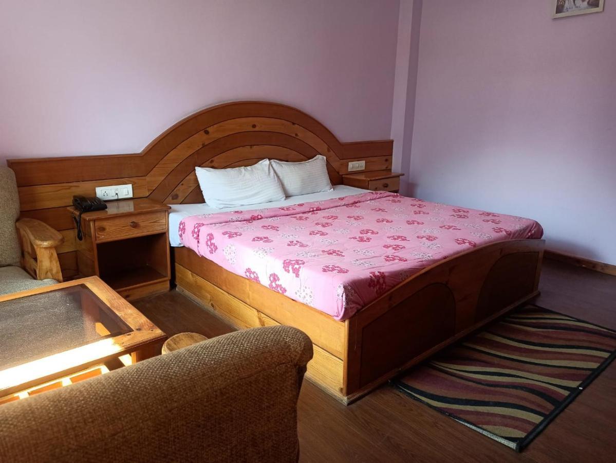 מנאלי Hotel Prini Inn מראה חיצוני תמונה