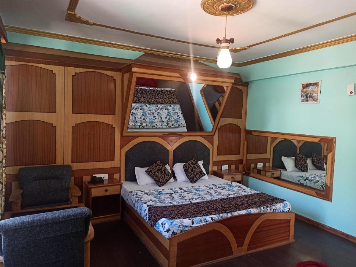 מנאלי Hotel Prini Inn מראה חיצוני תמונה