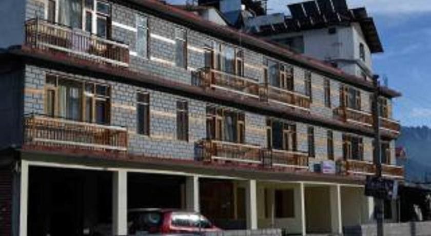 מנאלי Hotel Prini Inn מראה חיצוני תמונה