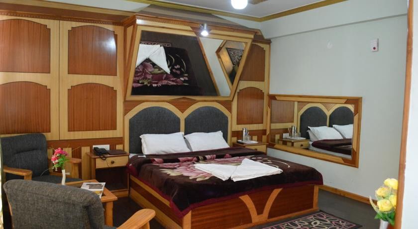 מנאלי Hotel Prini Inn מראה חיצוני תמונה