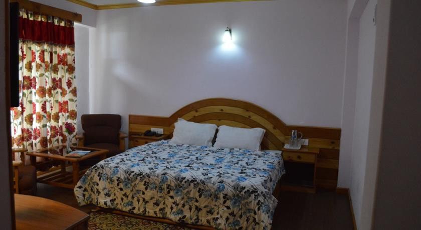 מנאלי Hotel Prini Inn מראה חיצוני תמונה